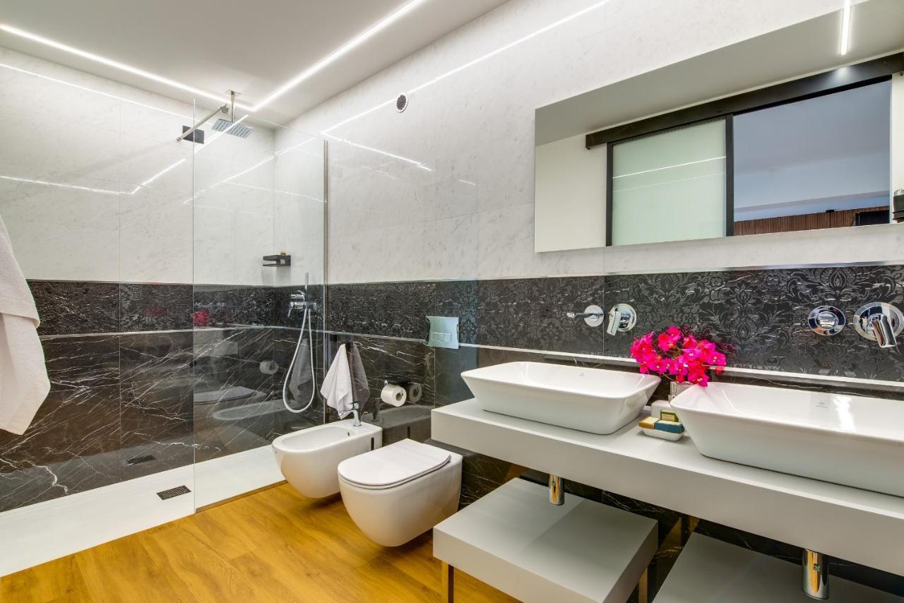 Roccaregina Hotel Шака Екстериор снимка