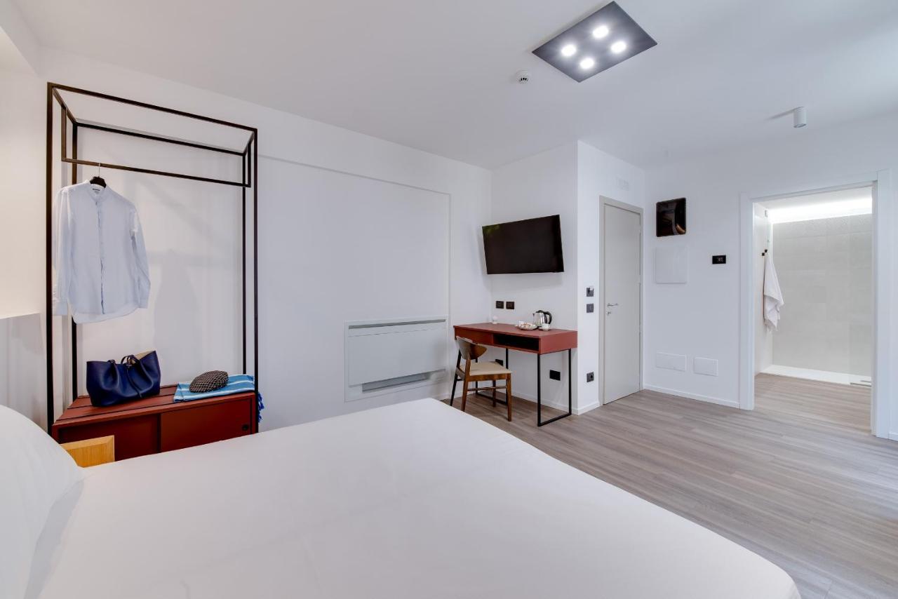 Roccaregina Hotel Шака Екстериор снимка