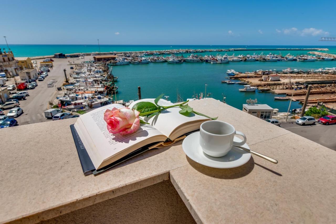 Roccaregina Hotel Шака Екстериор снимка