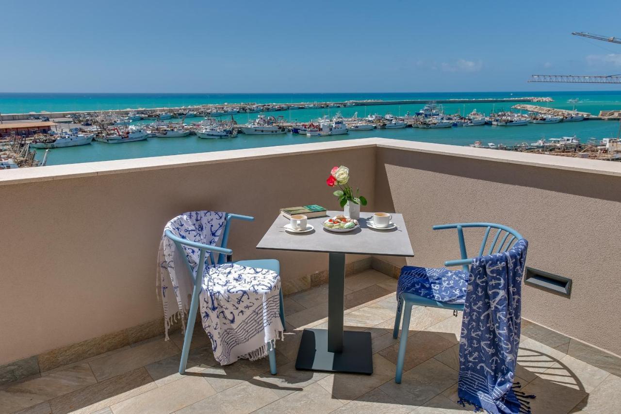 Roccaregina Hotel Шака Екстериор снимка