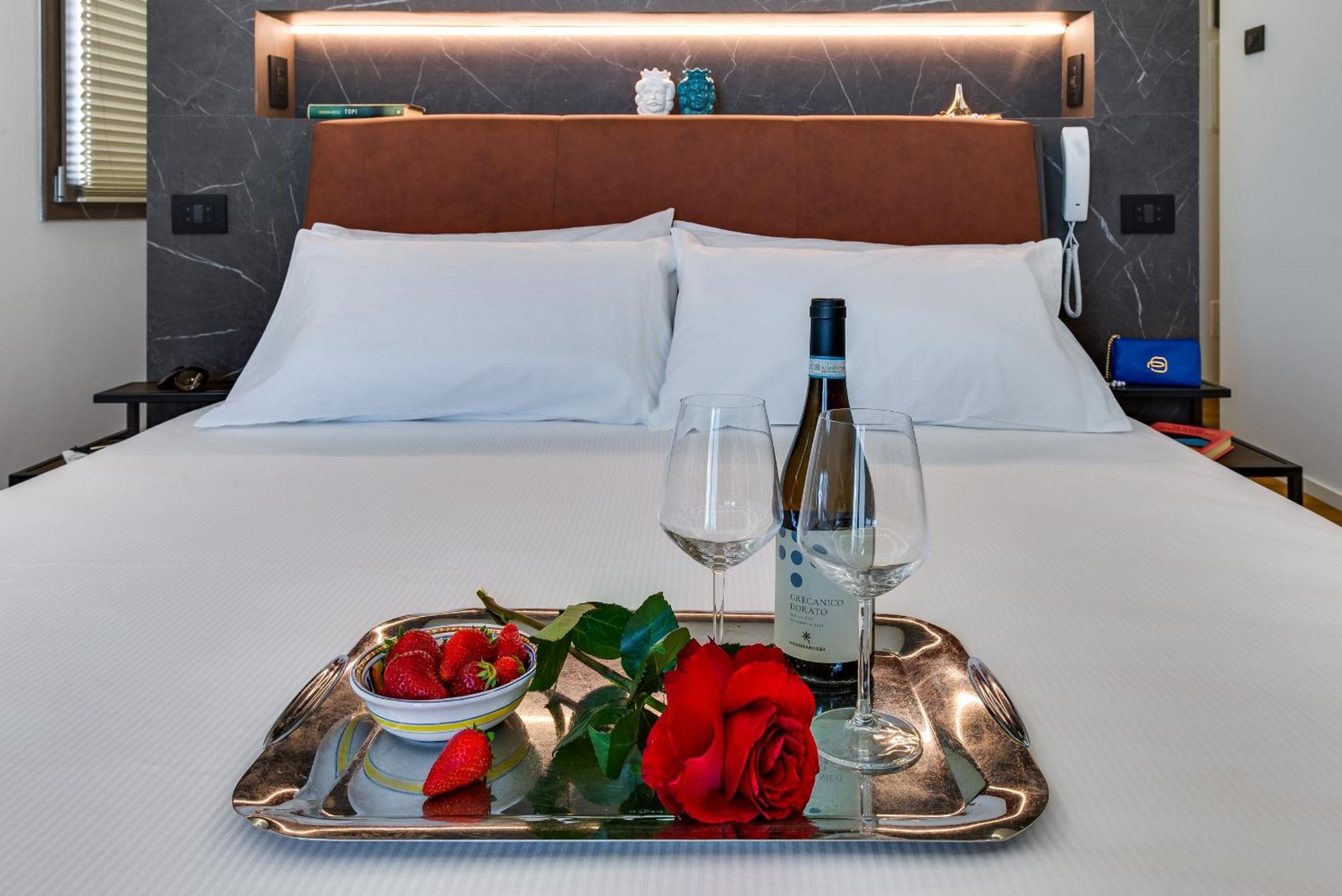 Roccaregina Hotel Шака Екстериор снимка